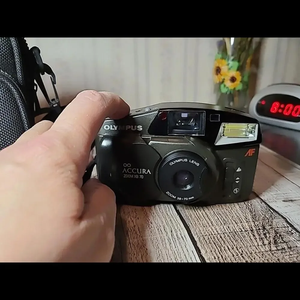 Olympus Infinity Acura Zoom XB 70 With Ambico Case What's Shoulder Strap